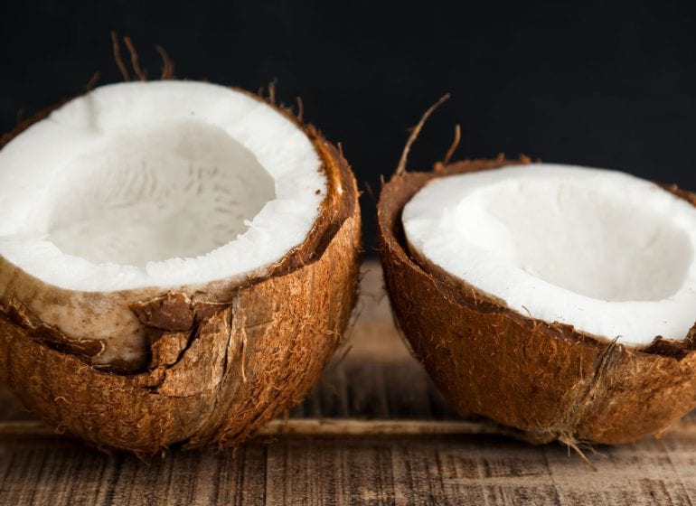 La noix de coco: tous ses bienfaits sous toutes ses formes