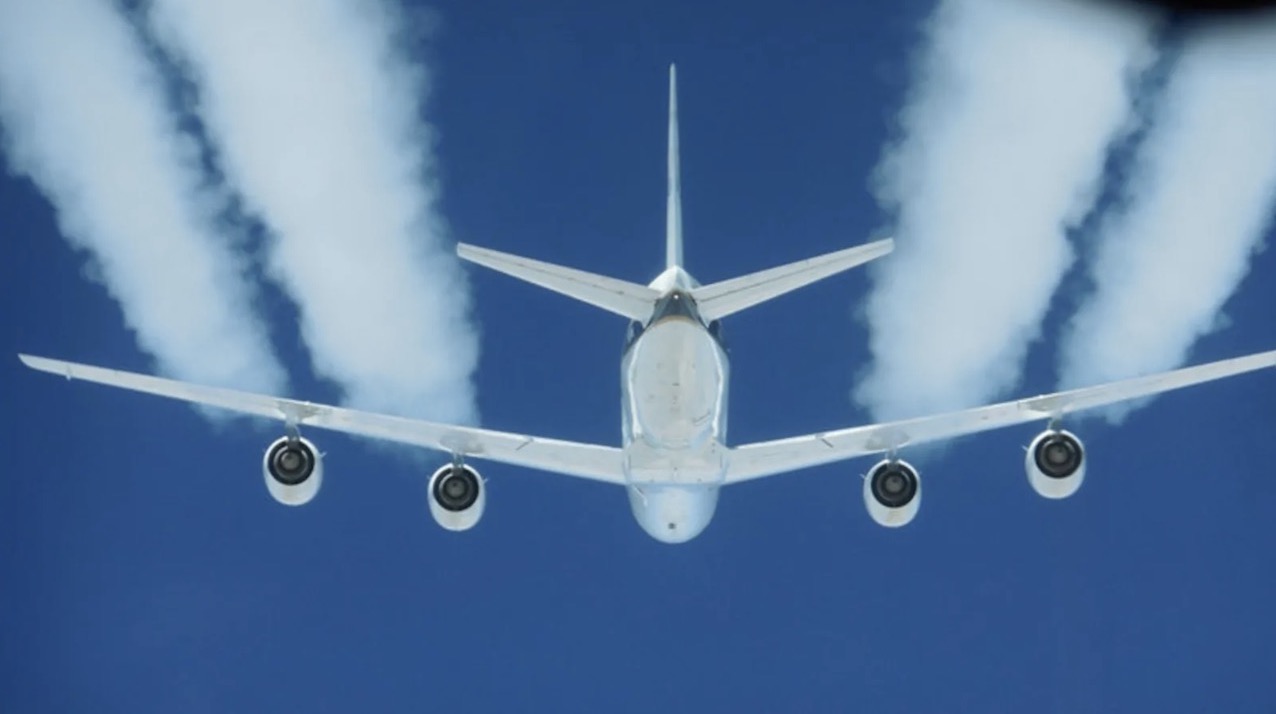 Lorsque vous en avez la possibilité, privilégiez le train à l’avion pour limiter votre impact sur l’environnement. 